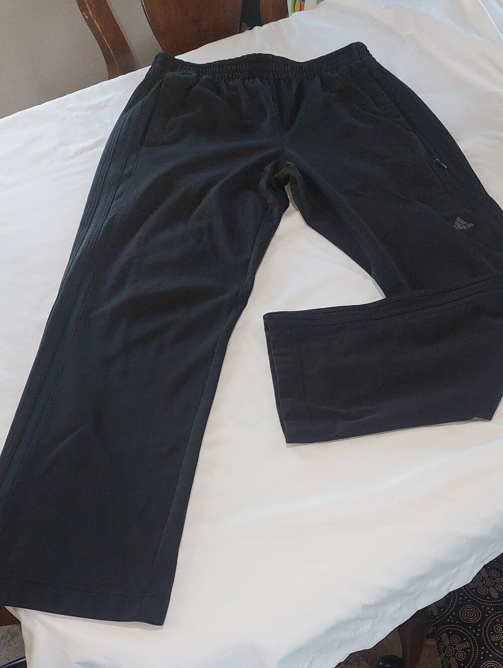adidas Black Men's Joggers with Elastic Waistband.Size M